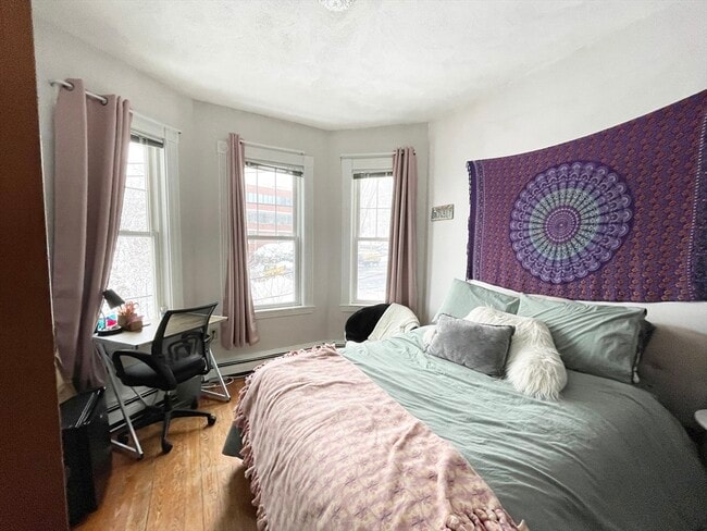 Building Photo - 19 Bucknam St Unit 3 Rental