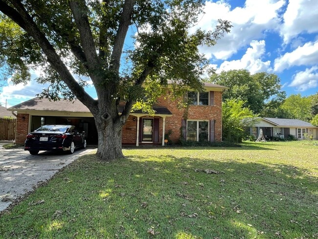 Building Photo - Beautiful Two Story Home in South Shreveport