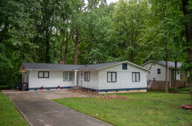 Building Photo - 312 Foxcroft Dr Rental