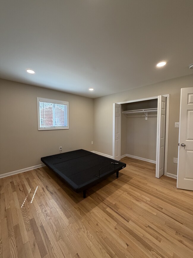 Photo - 6524 Greenleaf St