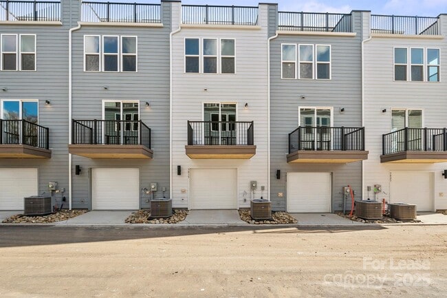 Photo - 3015 Jolene Ct