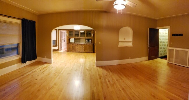 Photo - 417 5th Ave SE Unit Upper