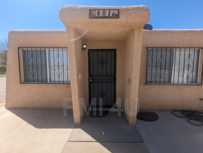 Photo - 1801 Corte Adelina SW