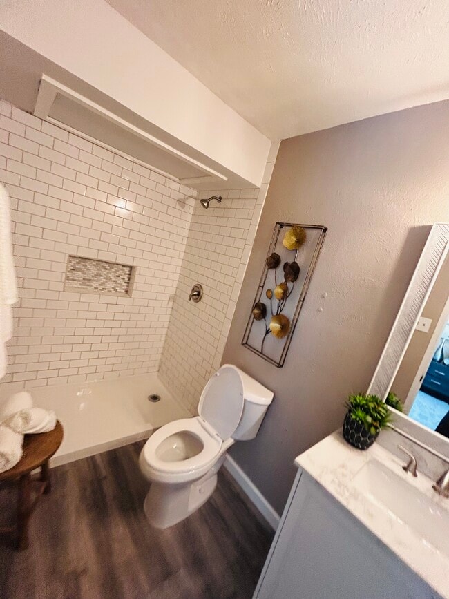 Photo - 511 Hanover Dr