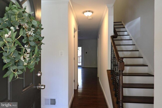 Photo - 8914 Shamrock Ct