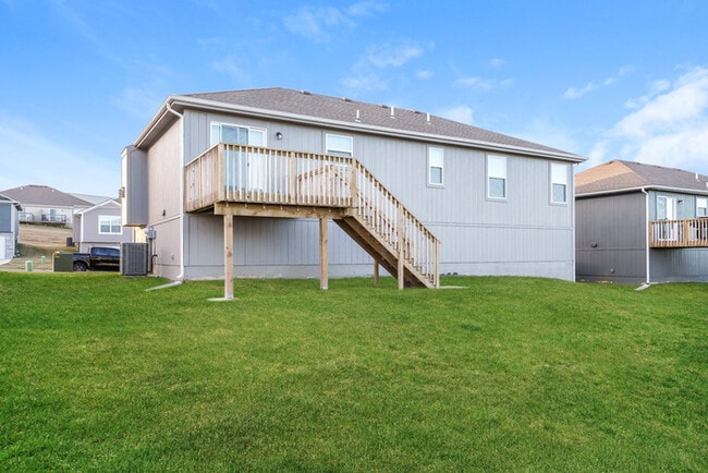 Fantastic 4bd/3ba home! Coming soon!