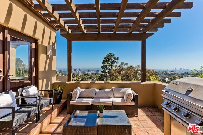 Photo - 6324 Quebec Dr