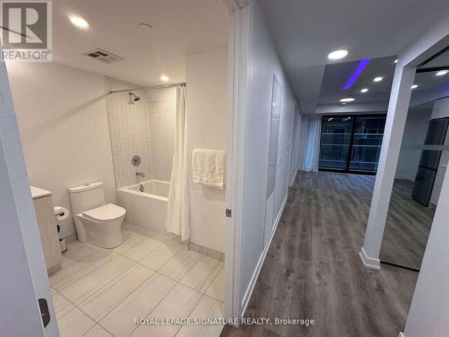 Photo - 1 Jarvis St Unité 1313