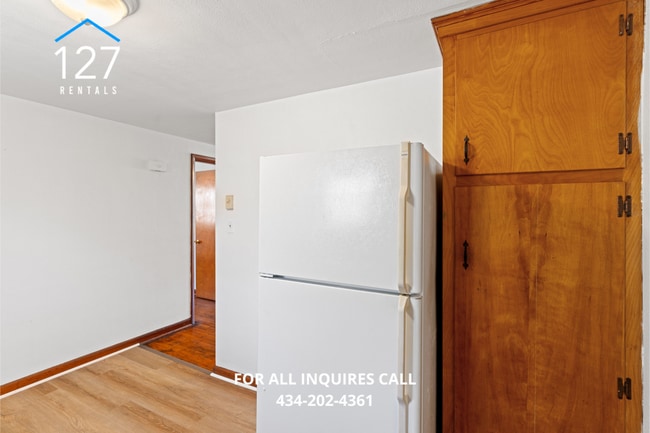 Photo - Comfortable & Convenient 1-Bedroom Apartment in Prime Lynchburg Location! Unit 4
