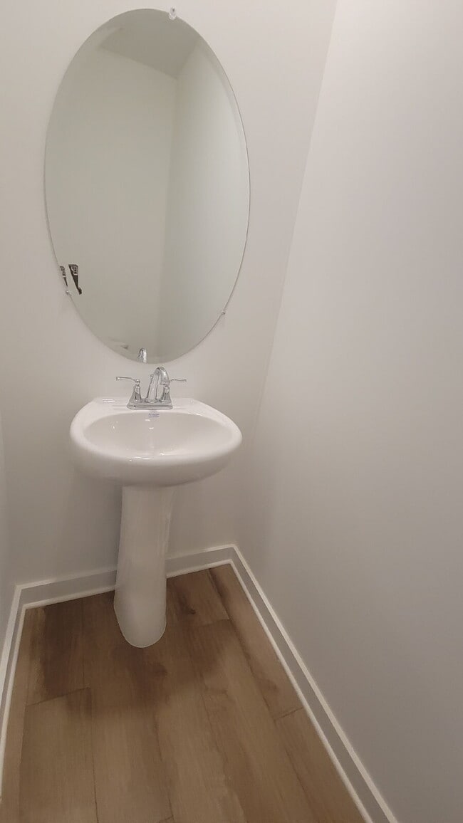 Photo - Section 8 Accepted!!! "Chic 3-Bed Oasis with Granite Elegance - 1720 Sq. Ft. in Huntsville!"