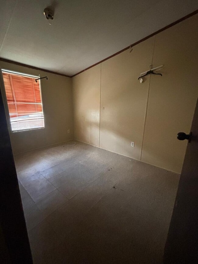 Photo - 307 Marcus crt