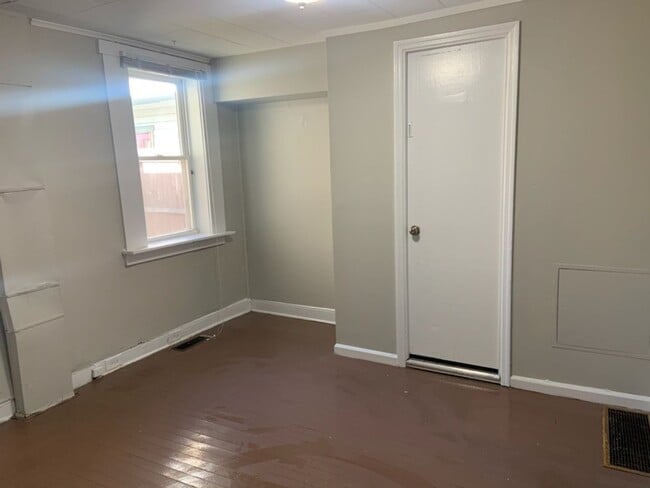 Photo - 176-176 E High St Unidad 174