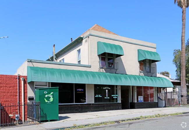 Photo - 704-710 Ohio St