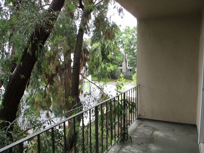Photo - 15344 Weddington St Unidad 216 Rental