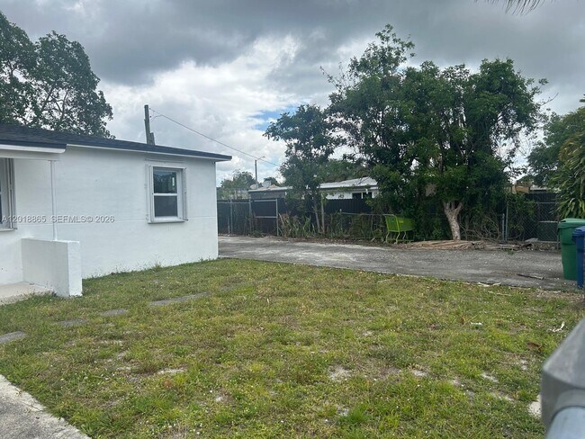 Photo - 1835 NW 122nd St