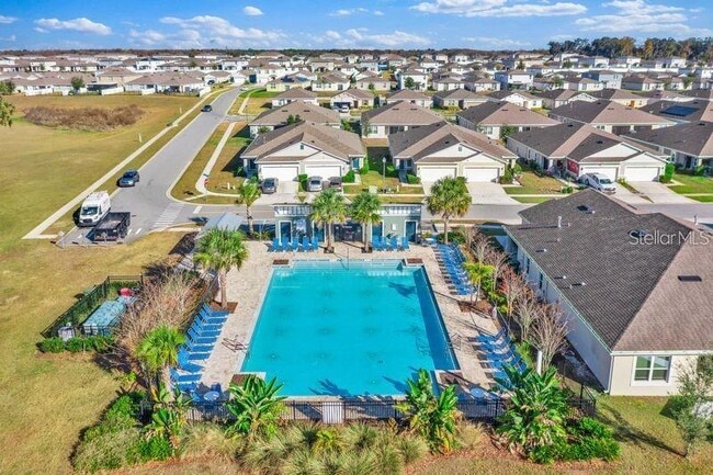Photo - 3345 Curlew Ave