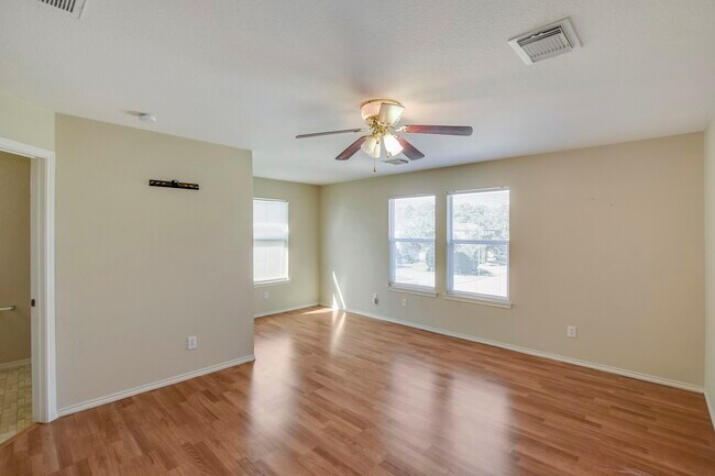 Photo - 18231 Valebluff Ln