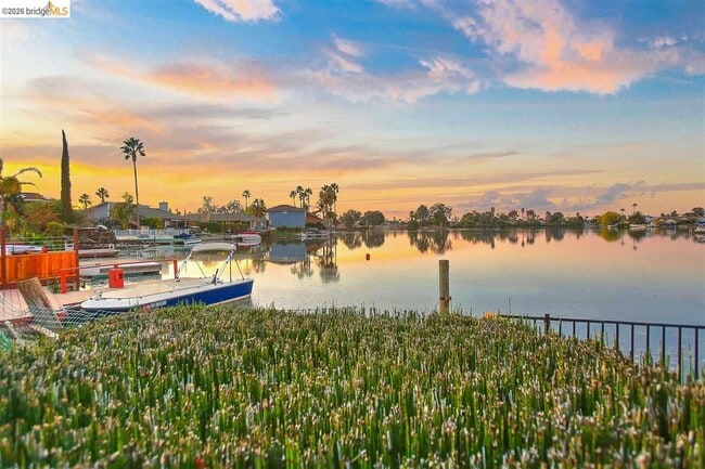 Photo - 5545 Drakes Ct