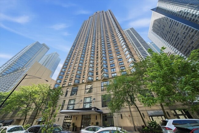 Building Photo - 401 E Ontario St Unit 803
