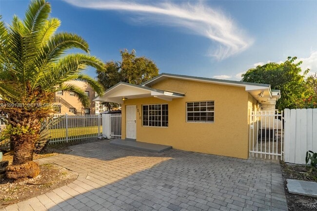 Building Photo - 1518 NW 65th St