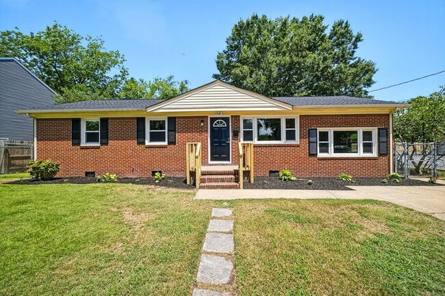 Building Photo - Recently Remodeled, Beautiful 3 Bedroom Home in Norfolk