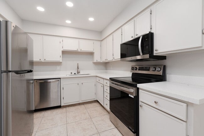 Photo - Recently renovated 3 br unit on 2nd floor of gated Desert Shores community