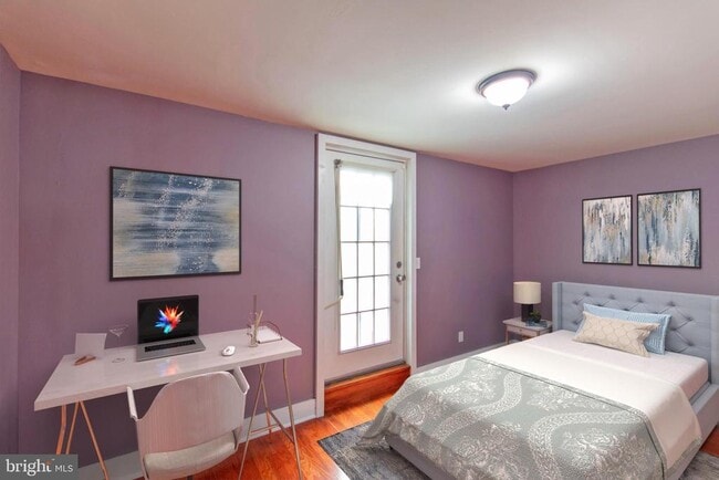 Photo - 152 Tree St