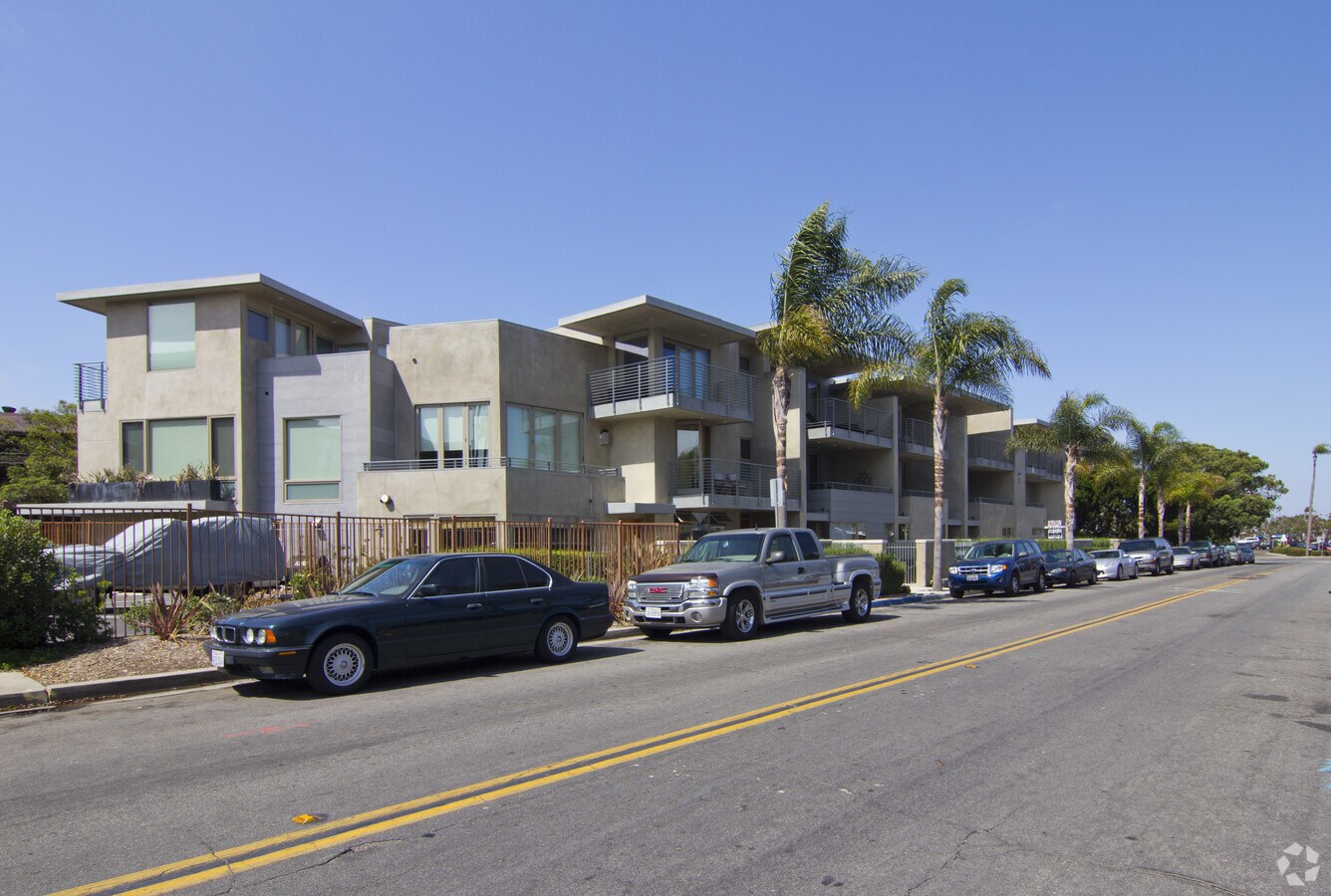 Photo - 1062 Anchorage Ln