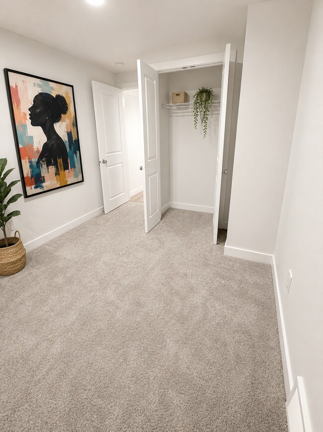 Photo - 16723-16730 30 Ave SW