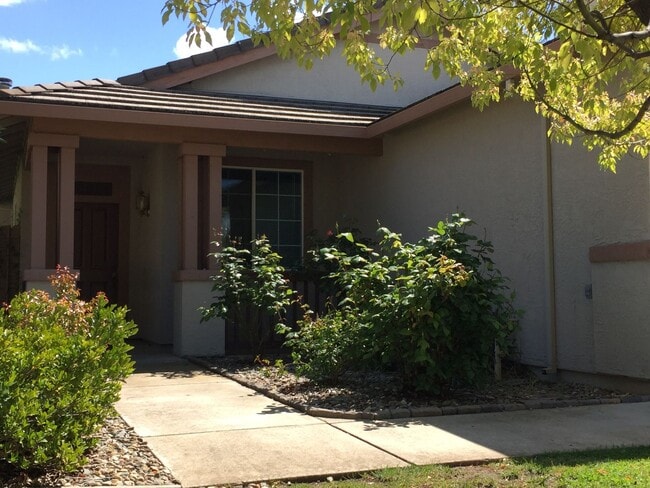 Photo - Well Maintained Single Level 4 Bedroom, Folsom Broadstone Home