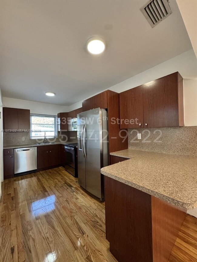 Photo - 5353 SW 6th St