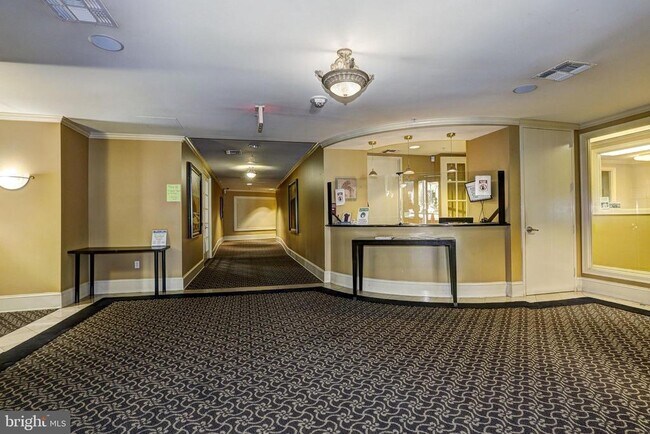 Photo - 1111 25th St NW Unidad 920