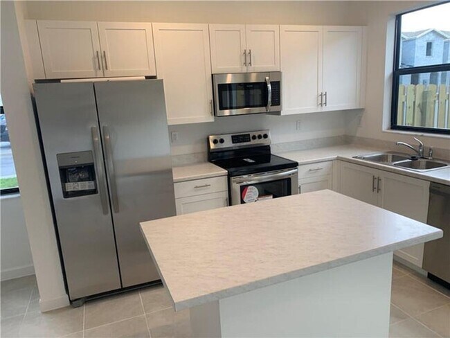 Photo - 28730 SW 132nd Ct