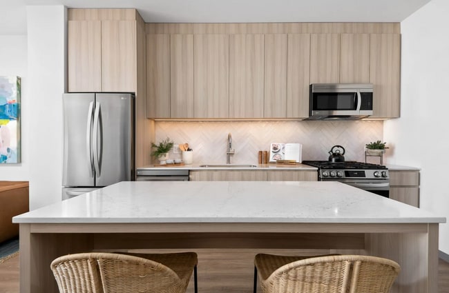 Photo - 710 S Seeley St