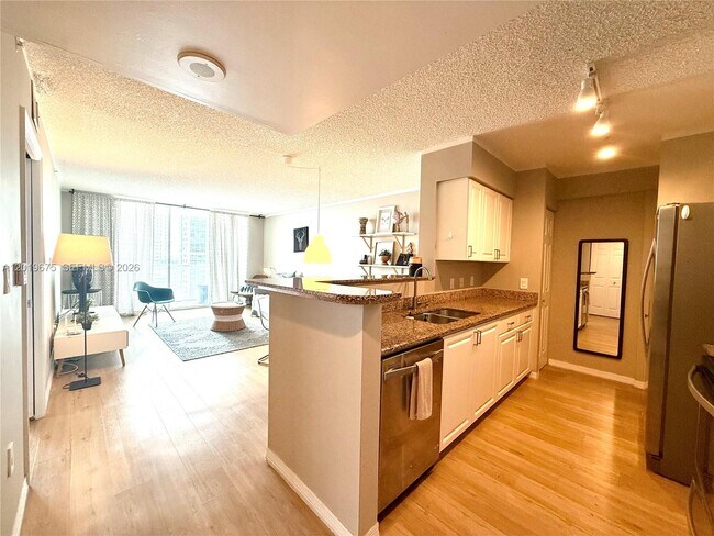 Photo - 1155 Brickell Bay Dr Unit 1205