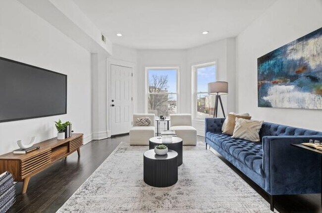 Photo - 3358 W Lexington St Unit 2