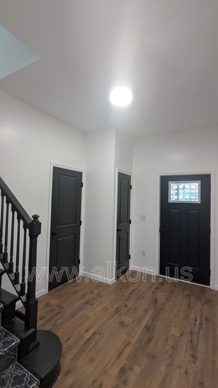 Photo - 566 Greenfield Ave