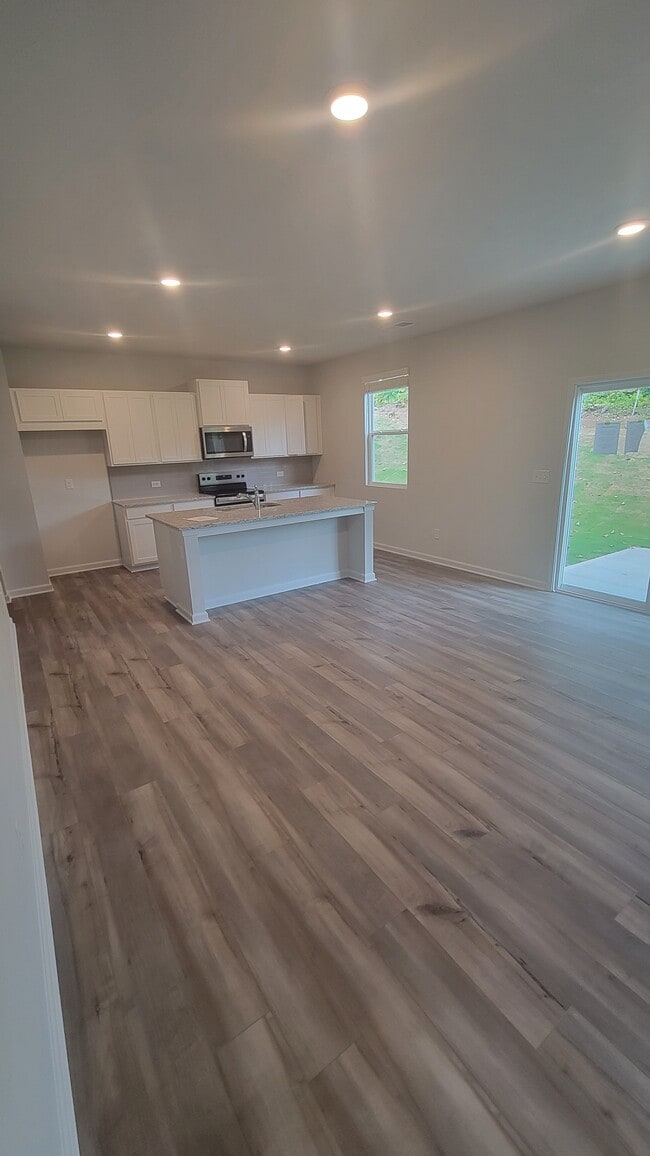 Photo - 1049 Prudence Dr