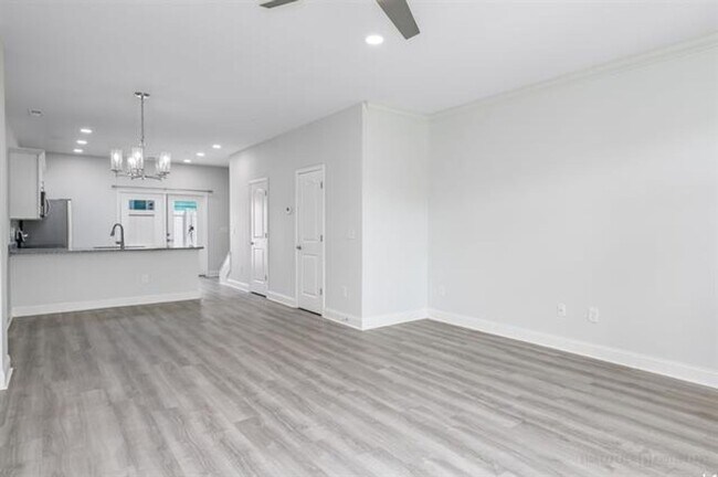 Photo - High Market in Market Common