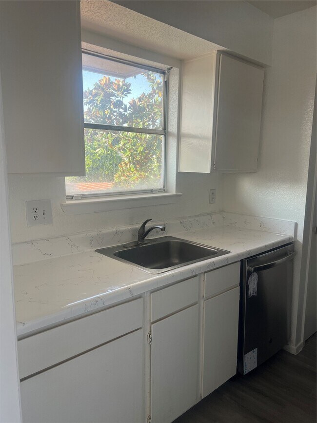 Photo - 3303 W Greenridge Dr Unit True