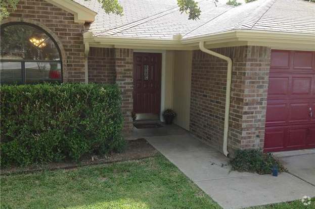 Building Photo - 1608 E Bankhead Dr Rental