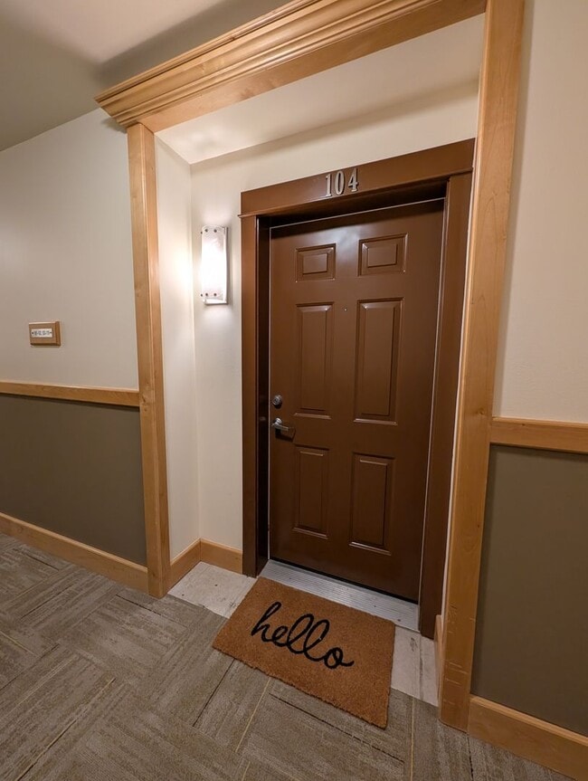 1416 Lindsay Loop Unit 104
