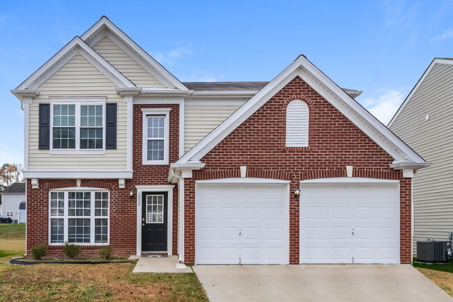 Building Photo - 3004 Ranburne Dr