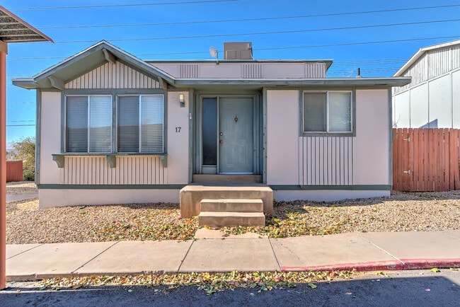 Photo - 3 Bedroom Home In St. George With Spacious Backyard