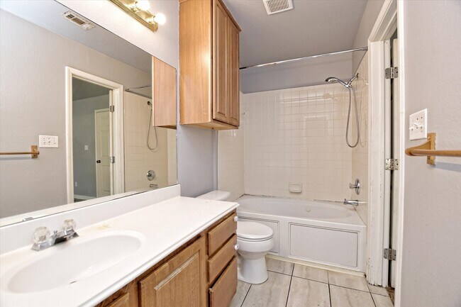 Photo - 804 Sable Trail Ct