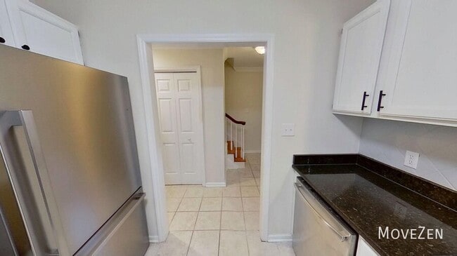 Photo - 1608 Township Cir