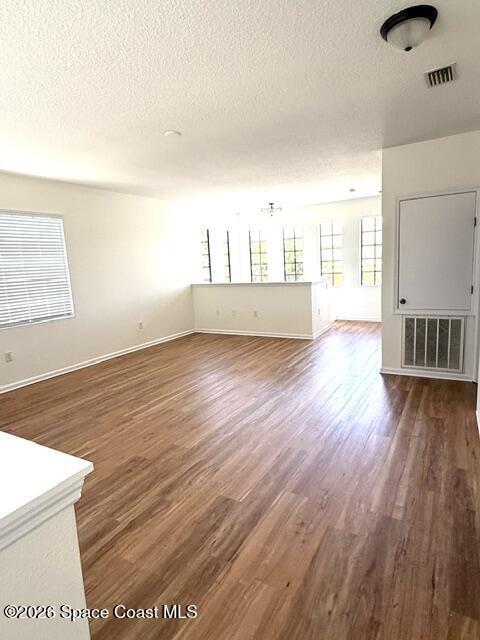 Photo - 1335 Lara Cir