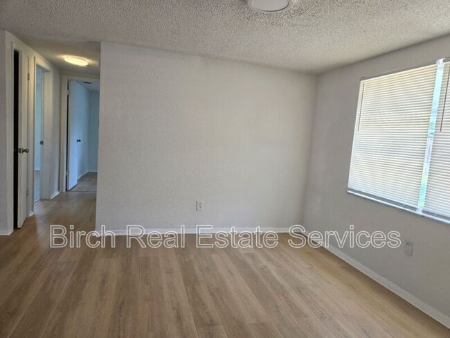 Photo - 3200 Peterborough St