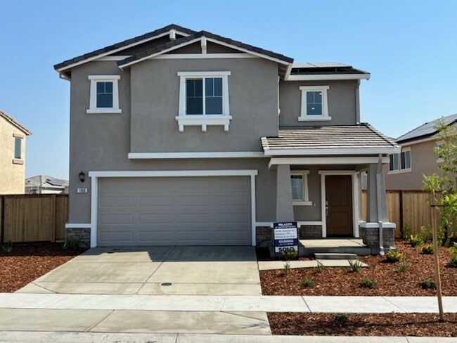 Building Photo - Brand new DR Horton Solar Smart Home