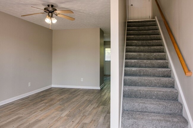 Photo - 821 Oak Arbor Ct Unidad 821-3 Oak Arbor Court